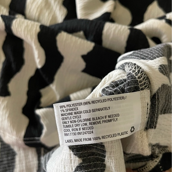 Ava & Viv| Long Sleeve Feminine Blouse, Wide Sleeve•••Size 2x, Knit Material - Picture 9 of 11